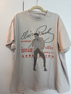 Elvis Presley Graphic Concert Tee - Light Gray